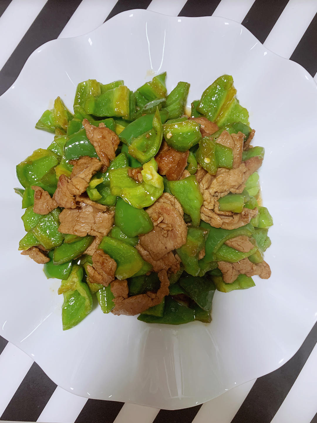 辣椒炒肉的做法