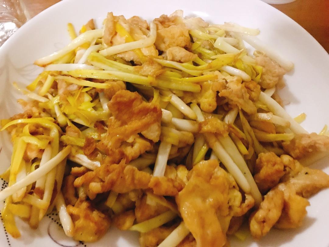 蒜黄炒滑蛋