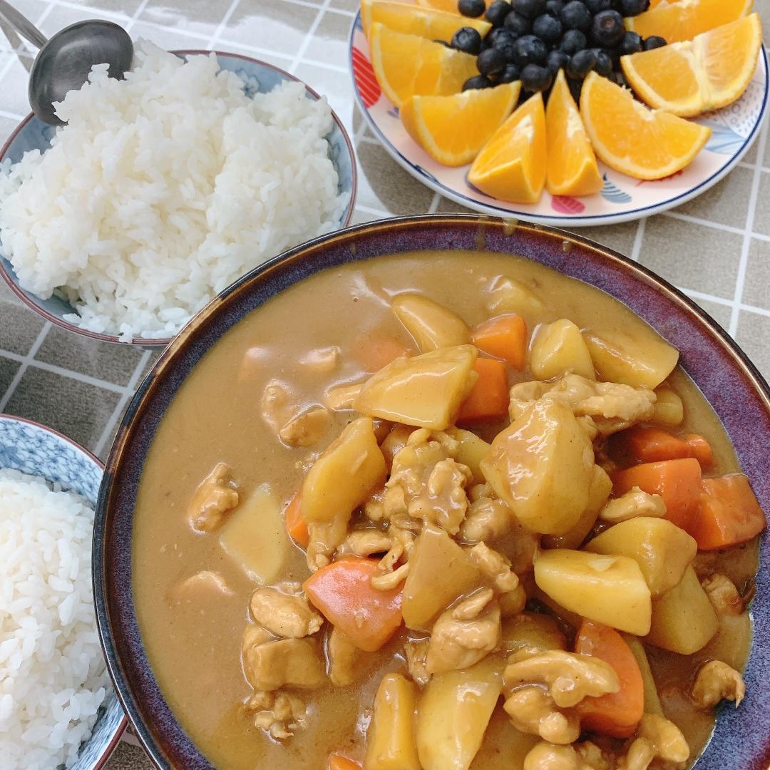 百梦多鸡肉咖喱饭
