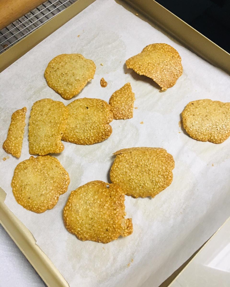芝麻薄脆蛋白饼干