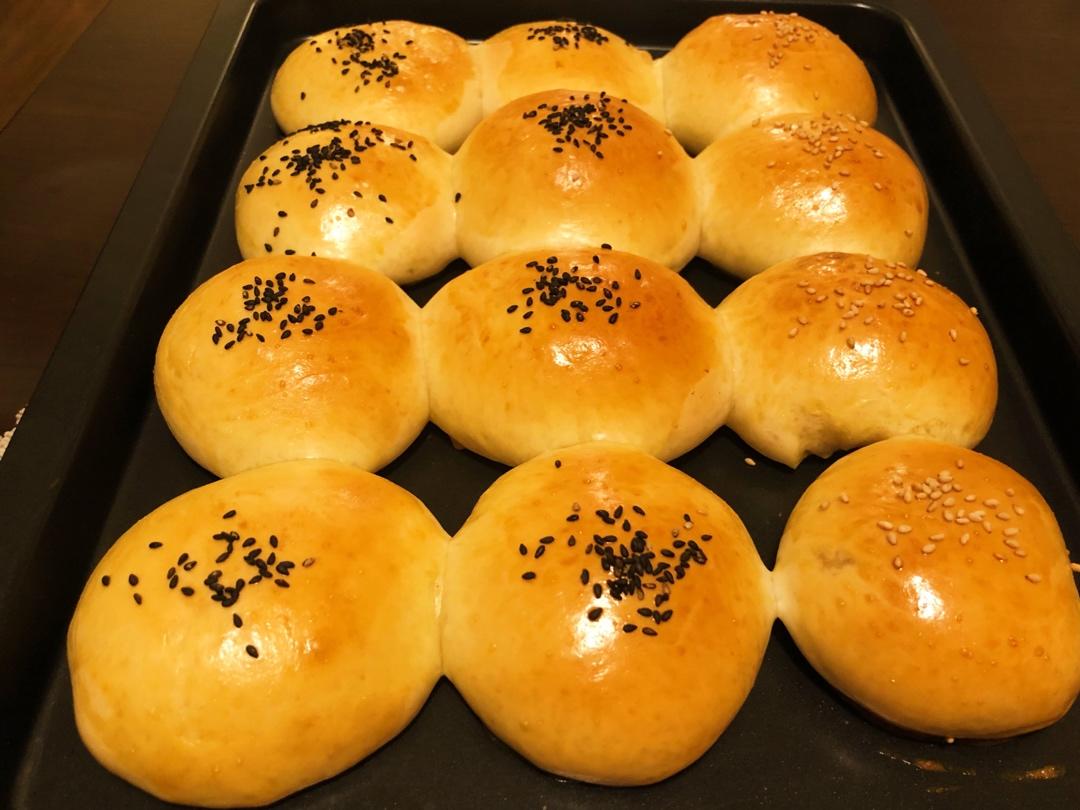 超软的小餐包
