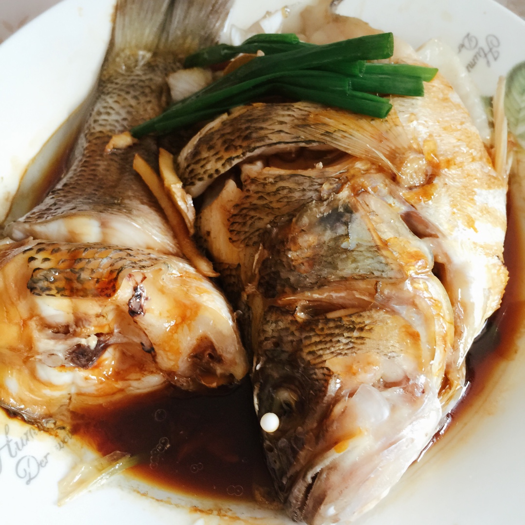 蒸鲈鱼