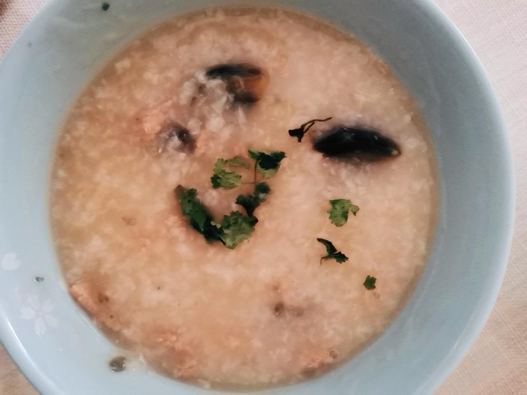 十五分钟快手之香滑皮蛋瘦肉粥(附五分钟电饭煲电压力锅更快捷方法)