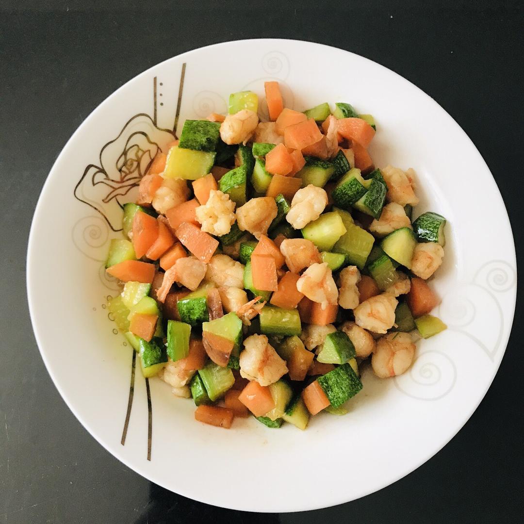 sj一切为了你做的黄瓜胡萝卜炒虾仁