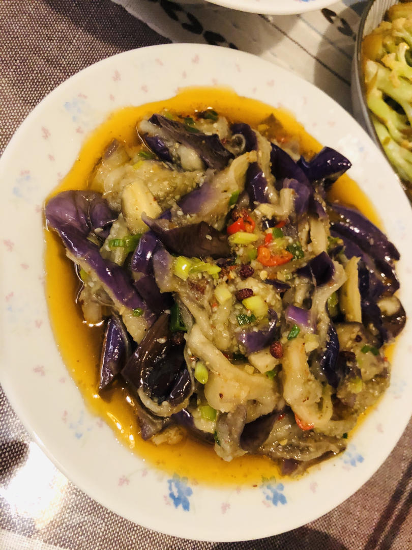 凉拌茄子这样做，堪称米饭杀手