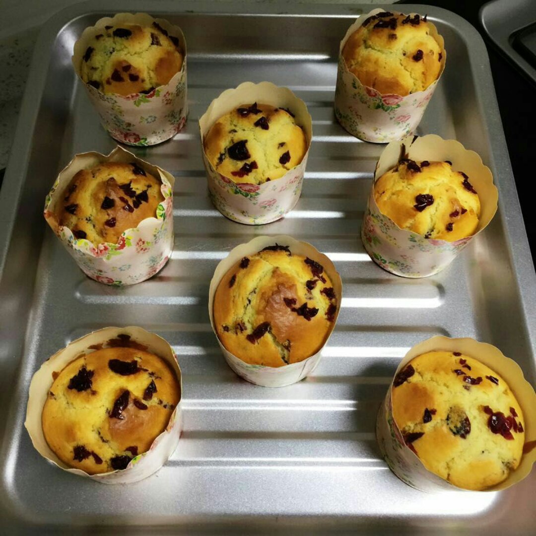 香蕉蔓越莓纸杯蛋糕