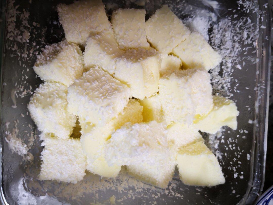 完胜85度C牛奶椰丝小方