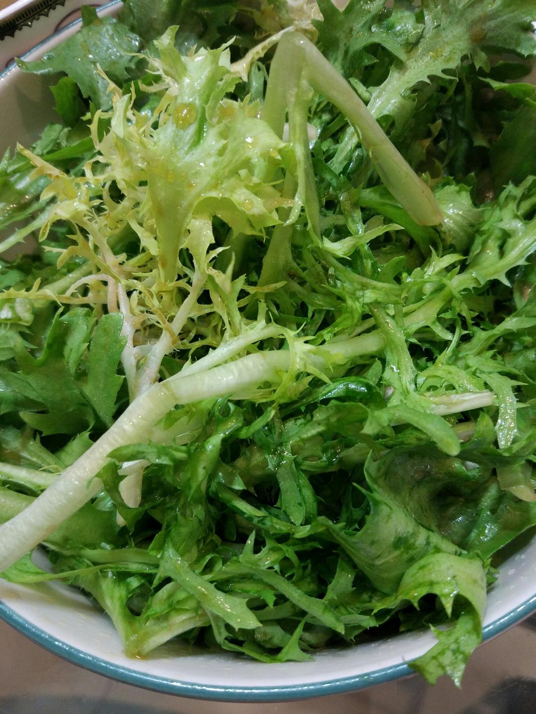 凉拌苦菊