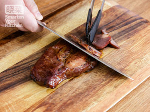 香烤猪颈肉的做法 步骤7