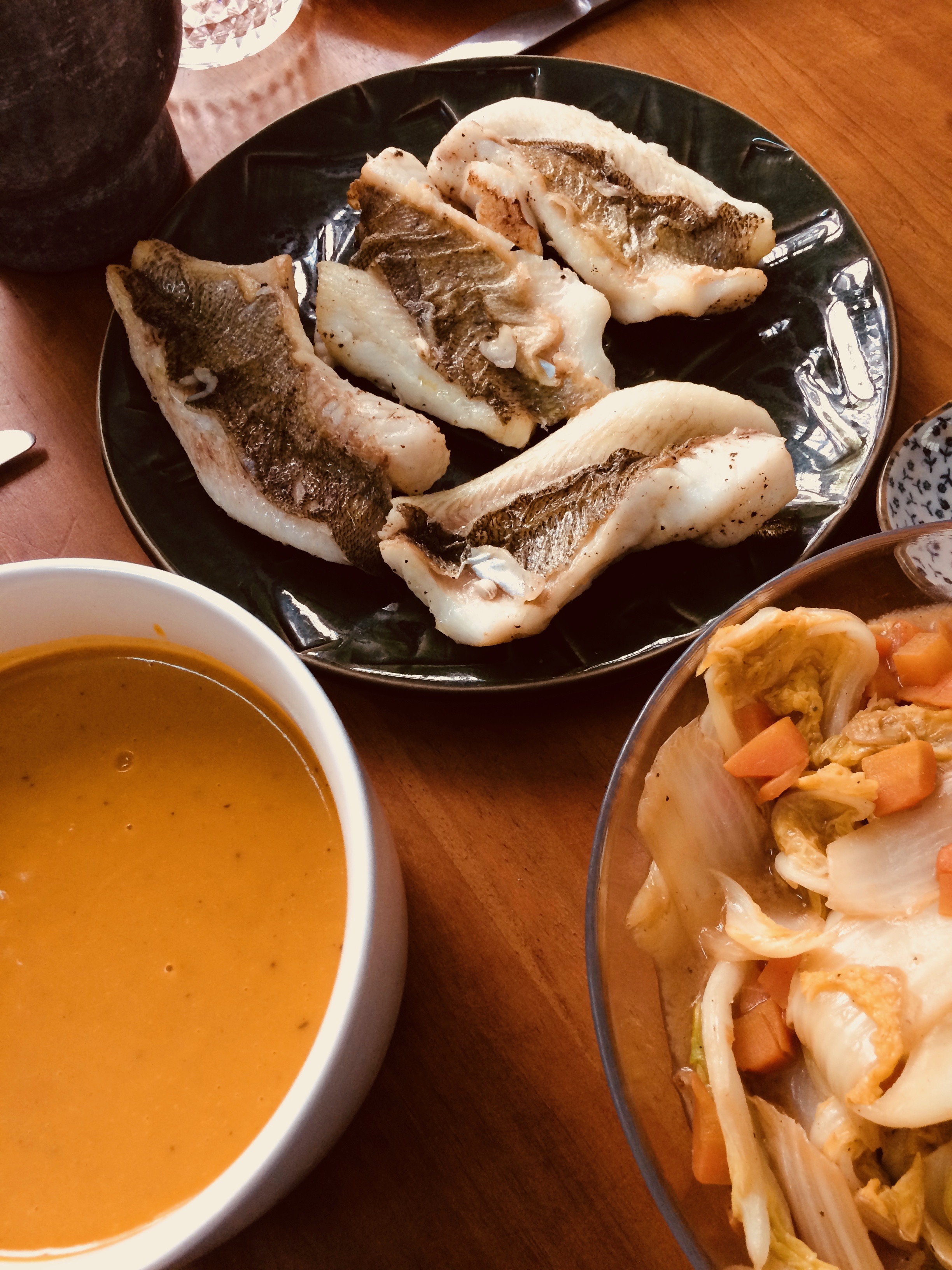 【大厨传授】香煎海鲈配炖白菜的做法