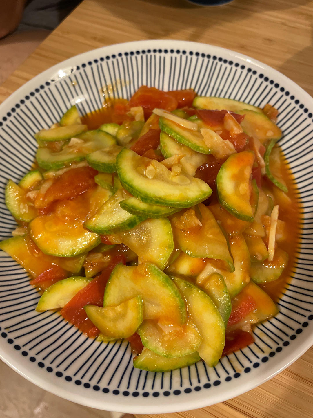 西红柿炒西葫芦