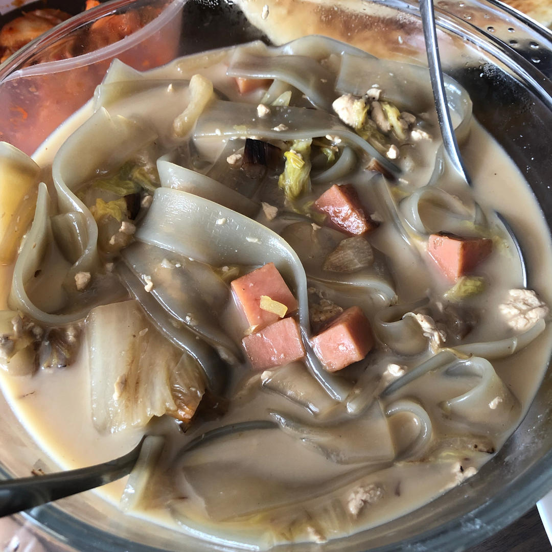 家常白菜炖豆腐（家人最爱这一口）
