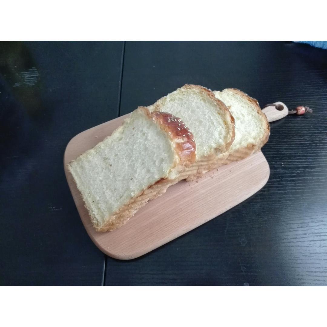 牛奶鸡蛋吐司
