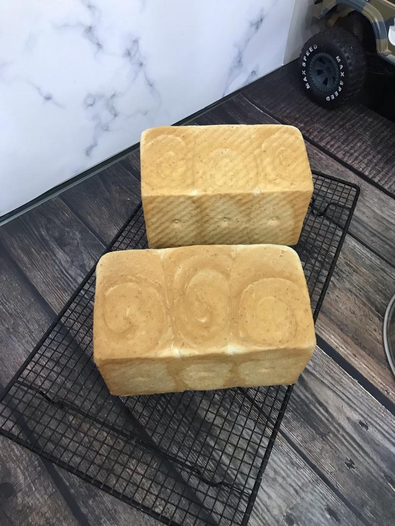 全麦吐司（50%全麦含量）低卡，低热量