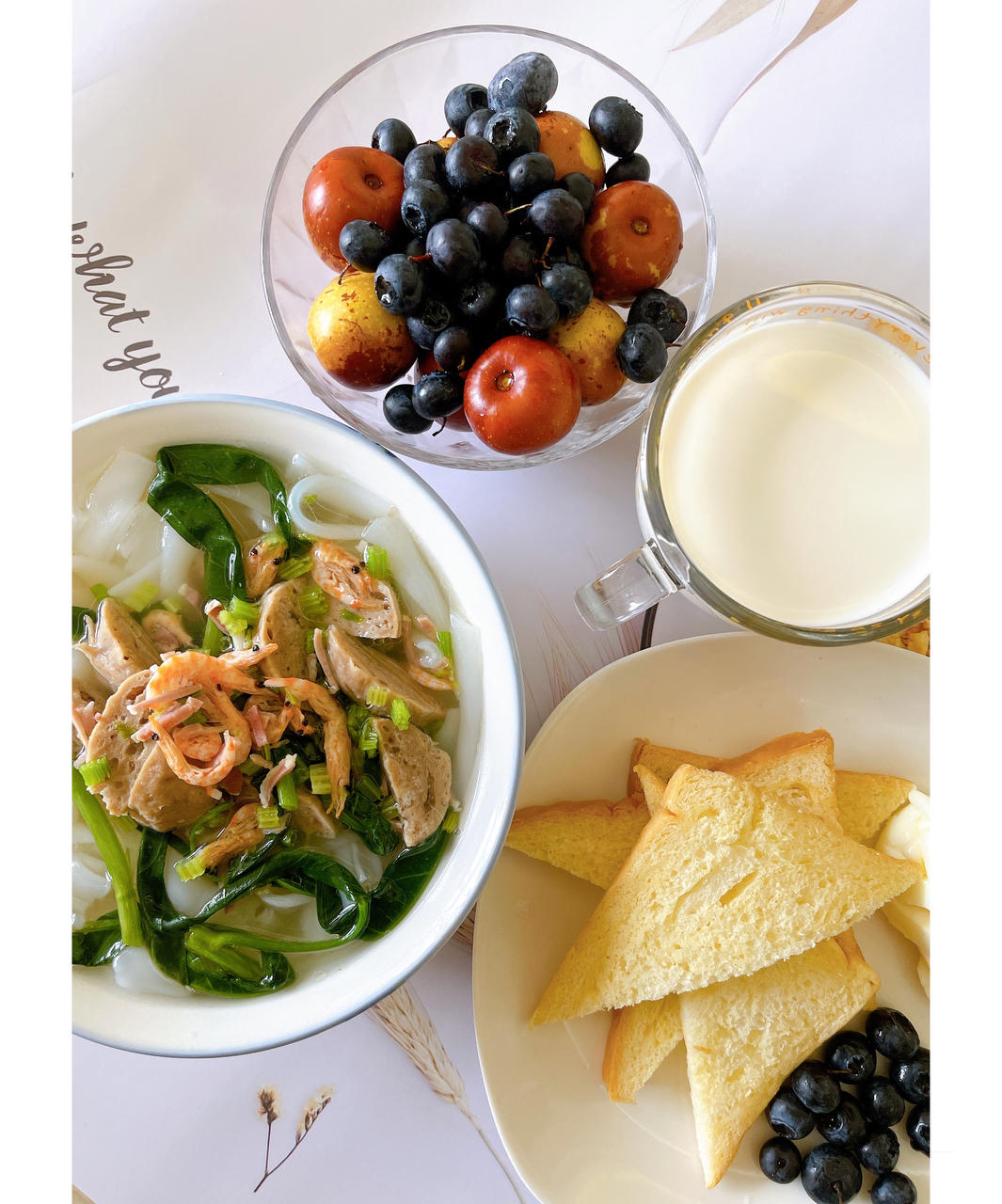 鲜甜易操作的潮汕牛肉丸瘦肉粿条汤