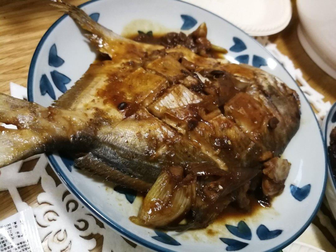 家常红烧鲳鱼