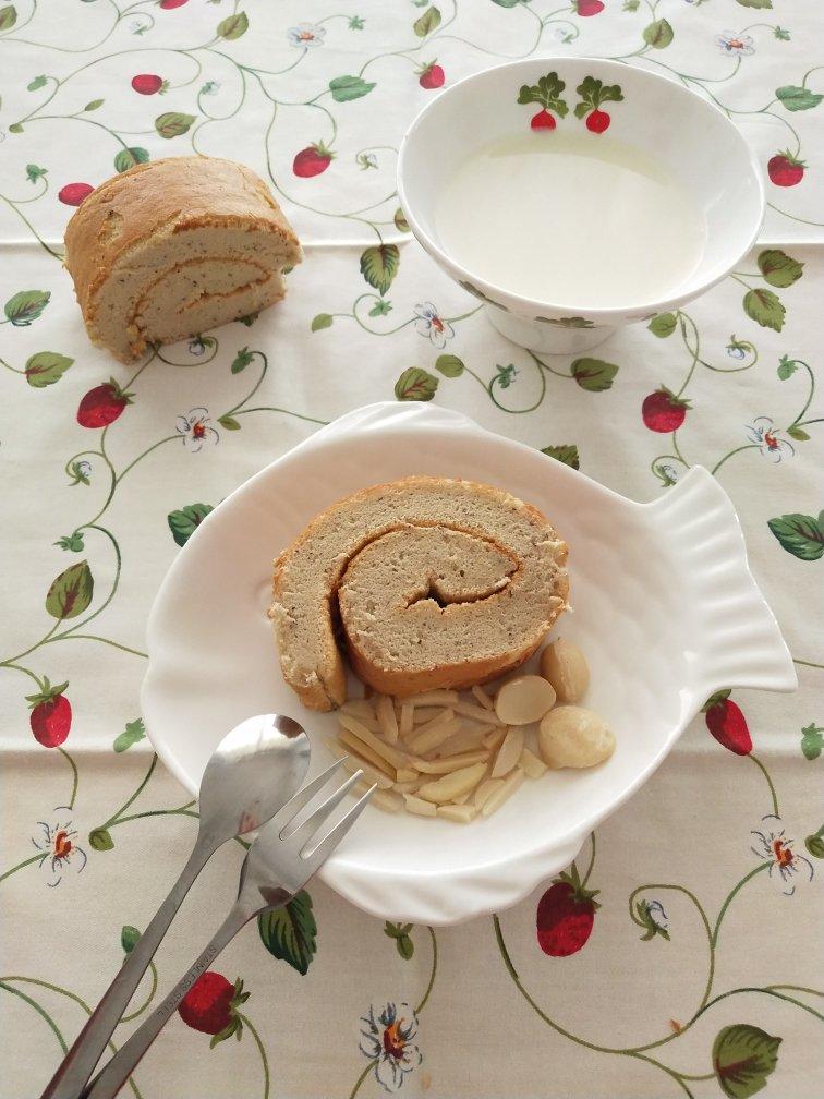 红糖枣泥蛋糕卷