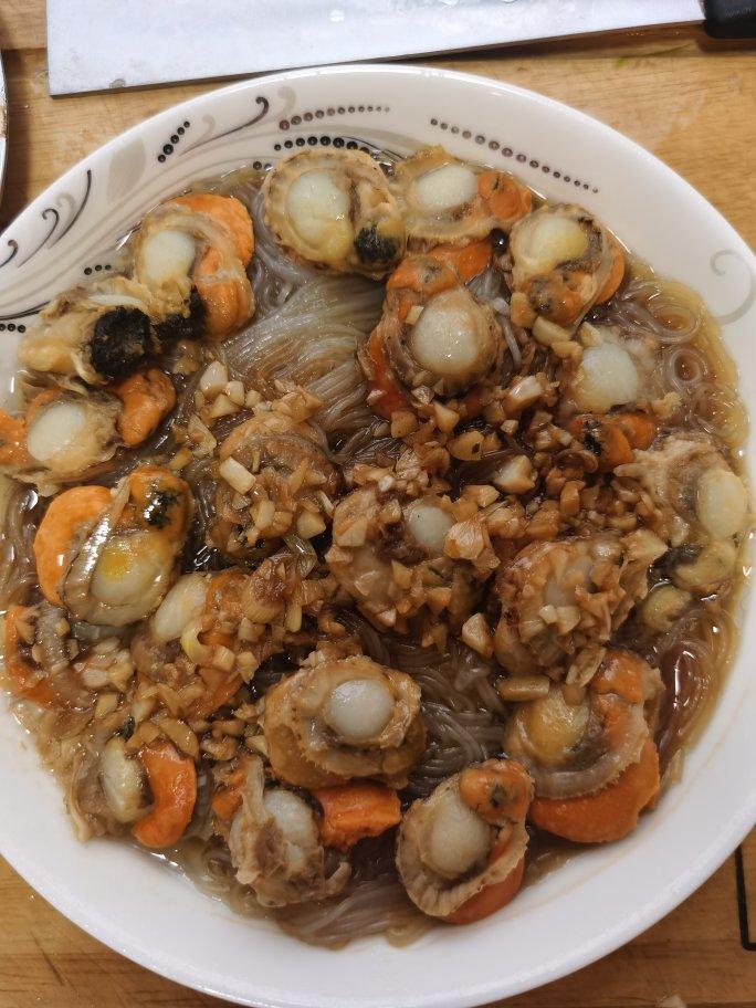 蒜蓉粉丝蒸扇贝