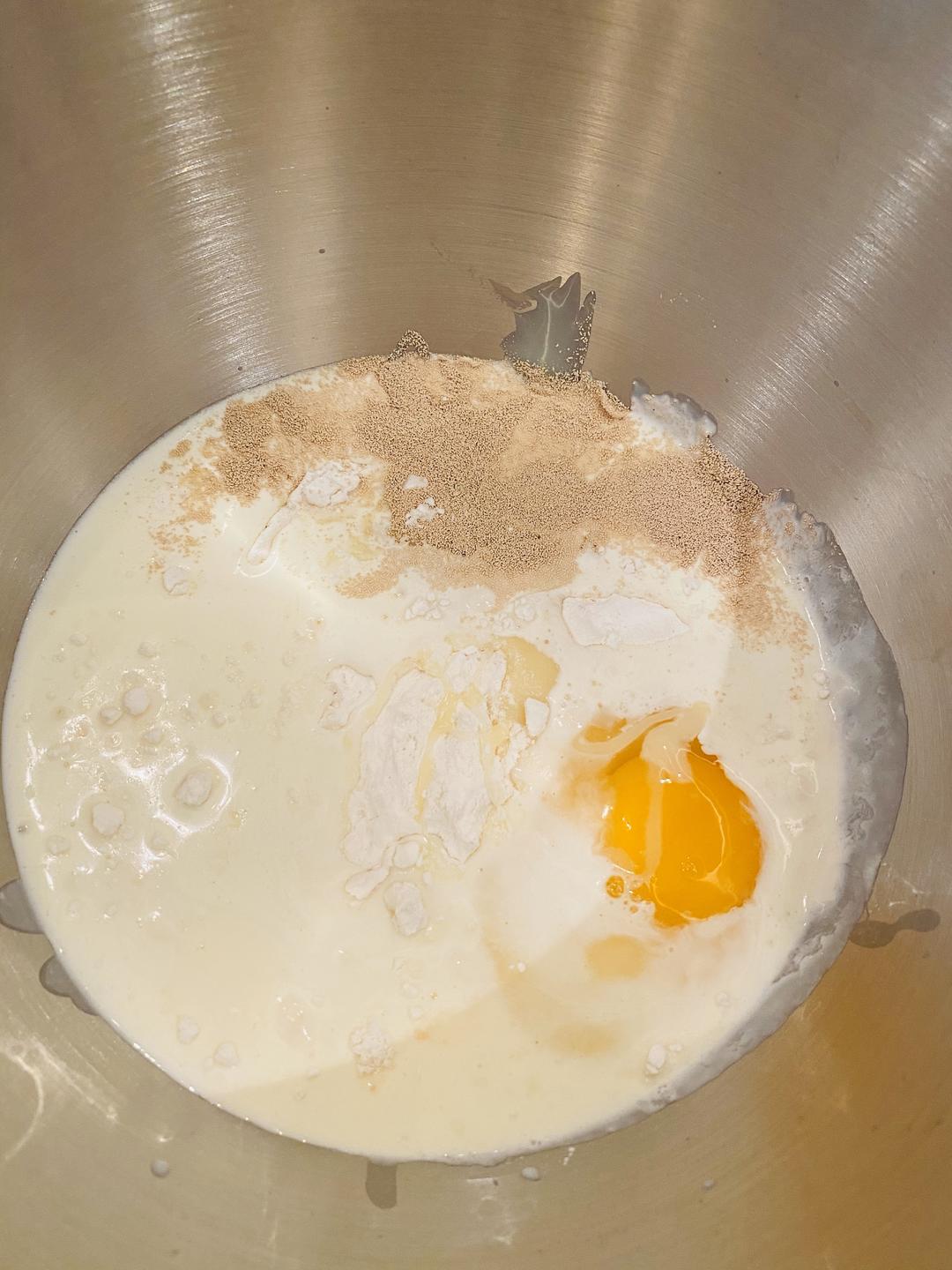 纯奶手撕吐司的做法 步骤1