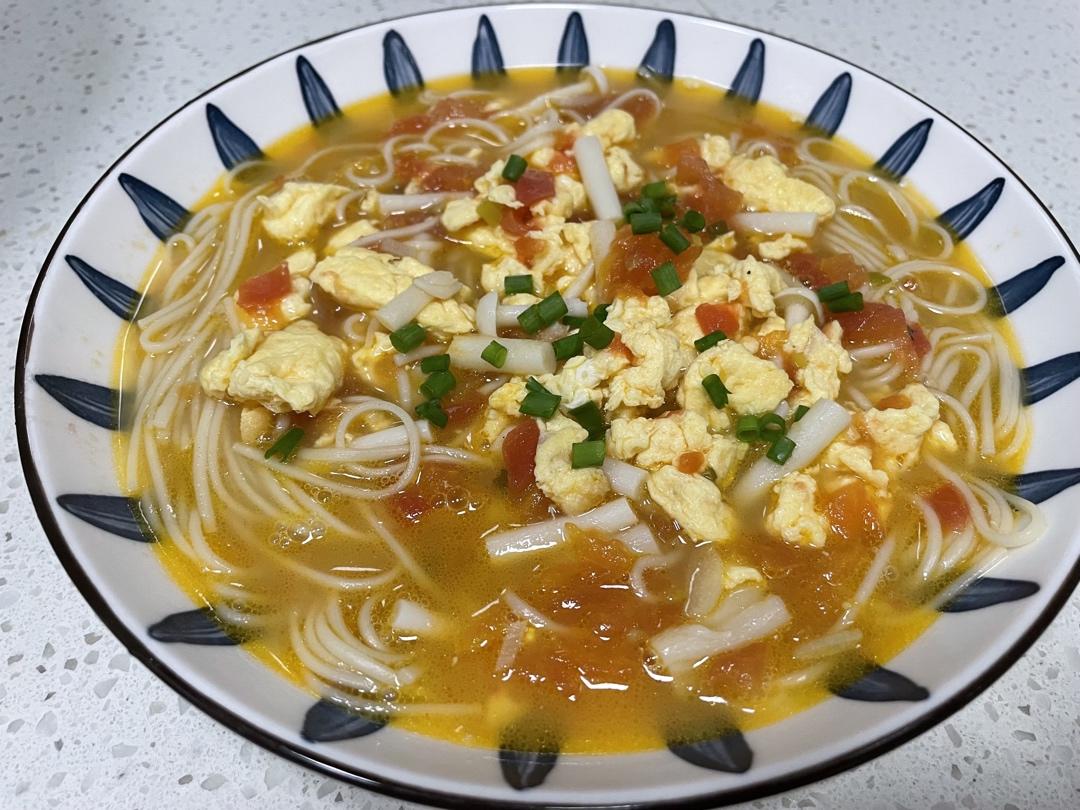 恨不得抱着锅舔的番茄鸡蛋面