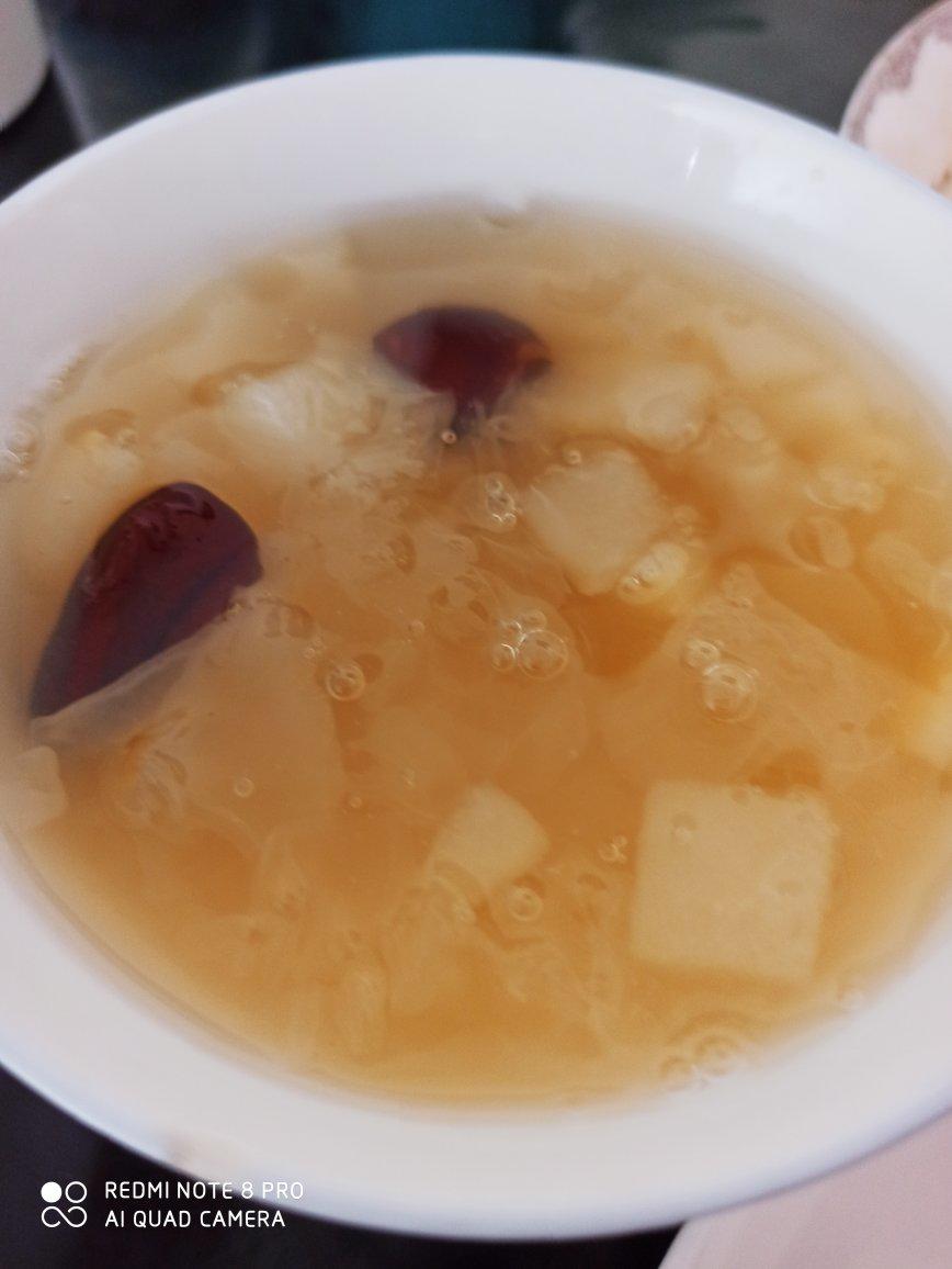 雪梨银耳汤