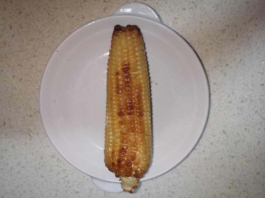 还原儿时味道的烤玉米