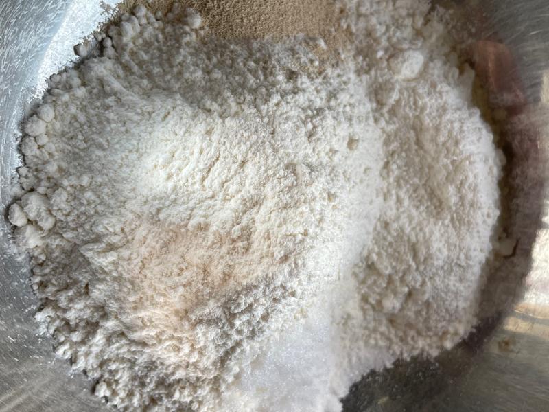 纯奶手撕吐司的做法 步骤1