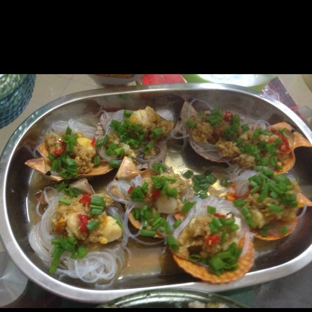 蒜蓉粉丝蒸扇贝