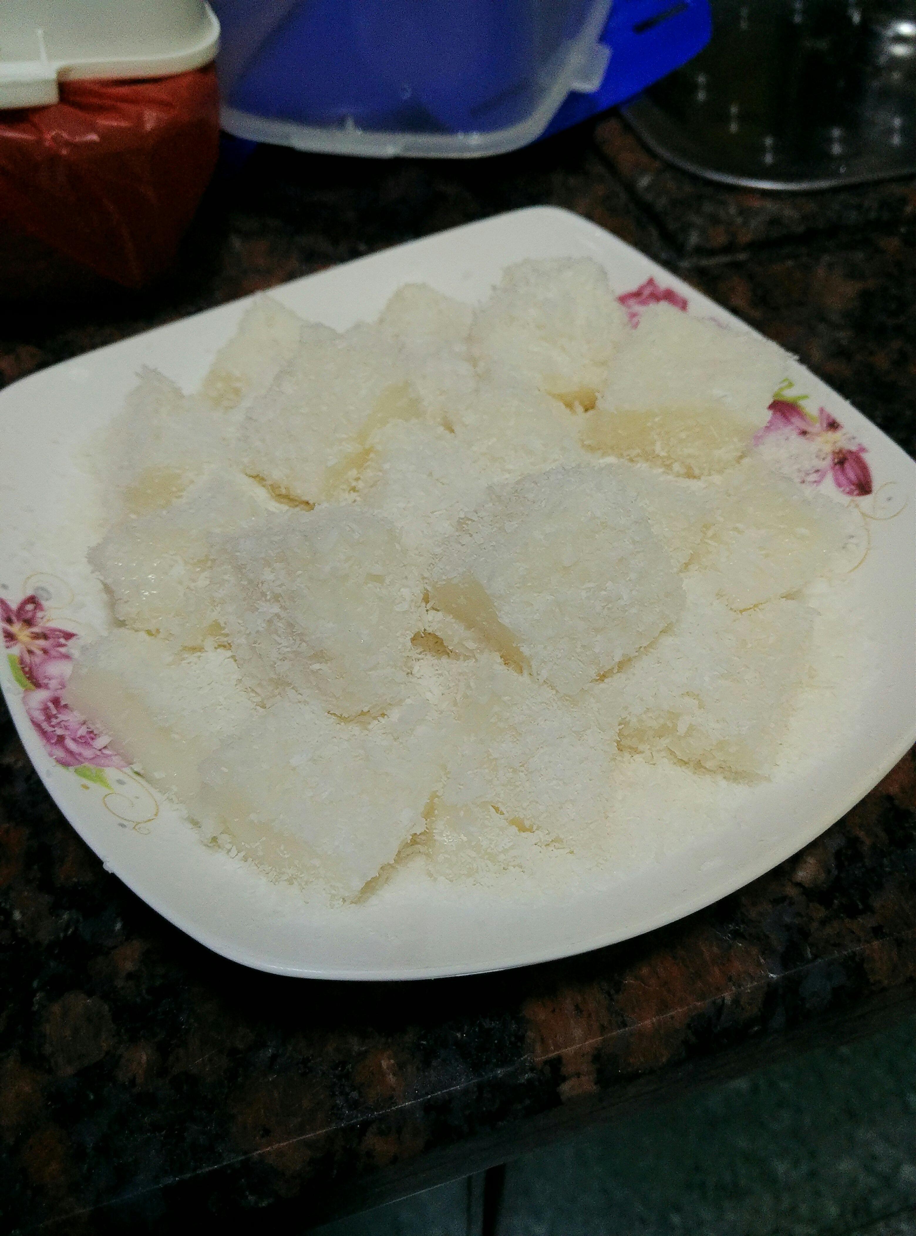 椰丝牛奶小方块的做法