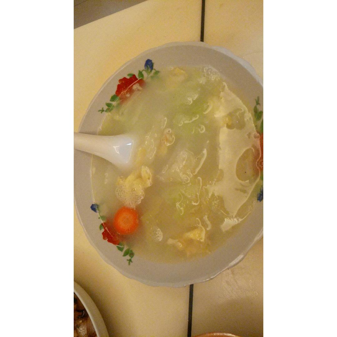 鸡蛋白菜汤(泡蛋白汤)