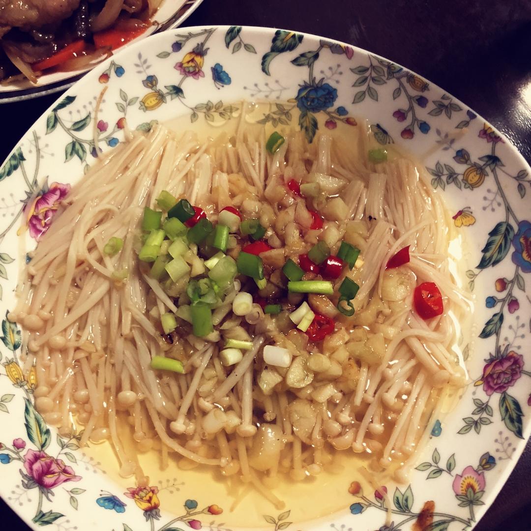 蒜蓉蒸金针菇