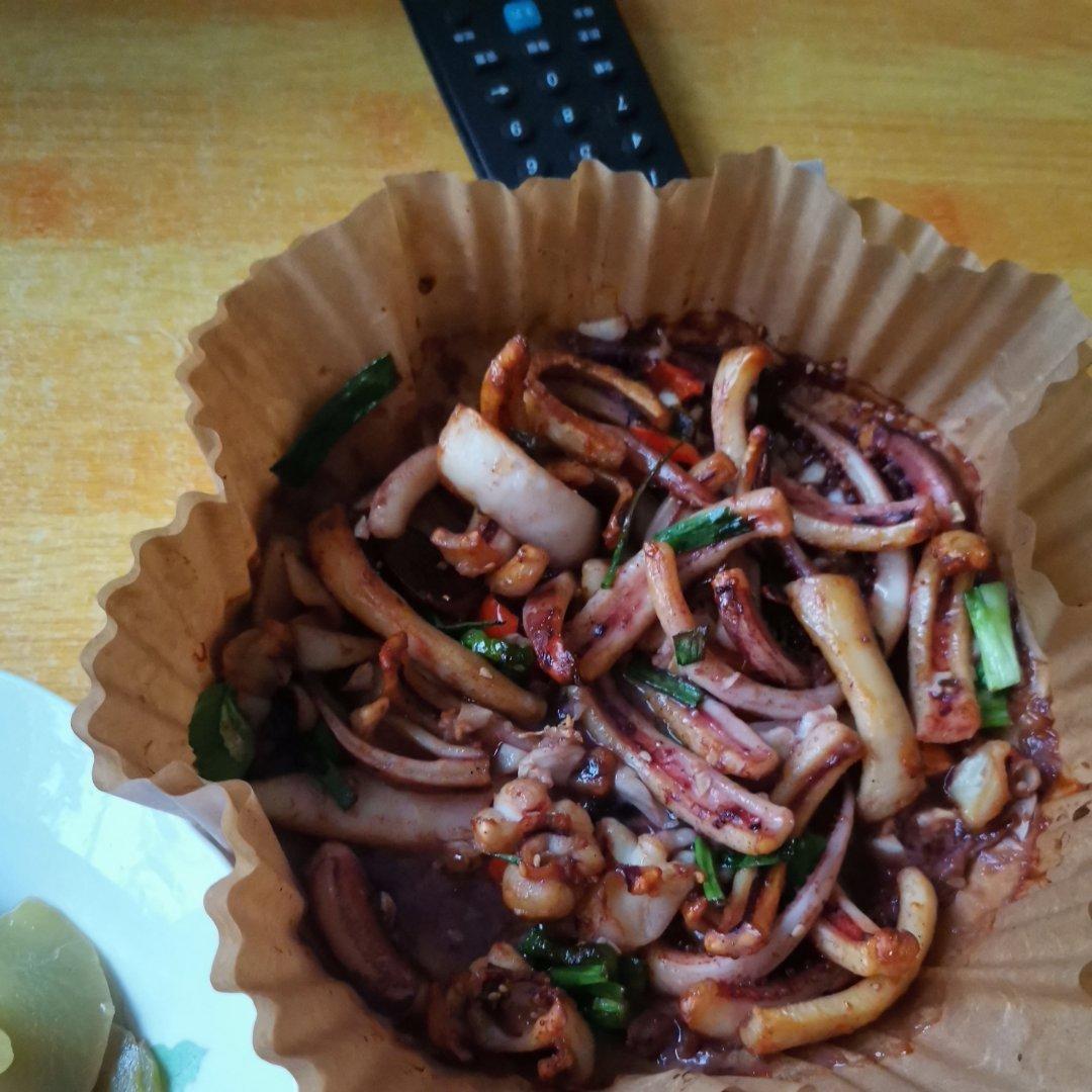 超级简单的空气炸锅做烤鱿鱼（铁板鱿鱼）