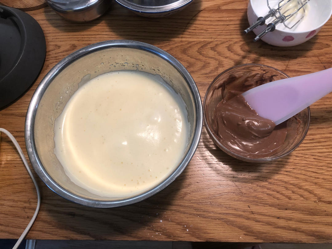 消耗巧克力🍫做法非常简单的巧克力蛋糕