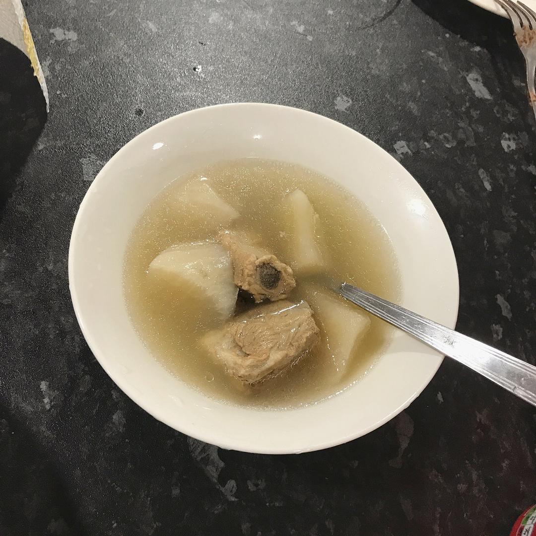 萝卜排骨汤