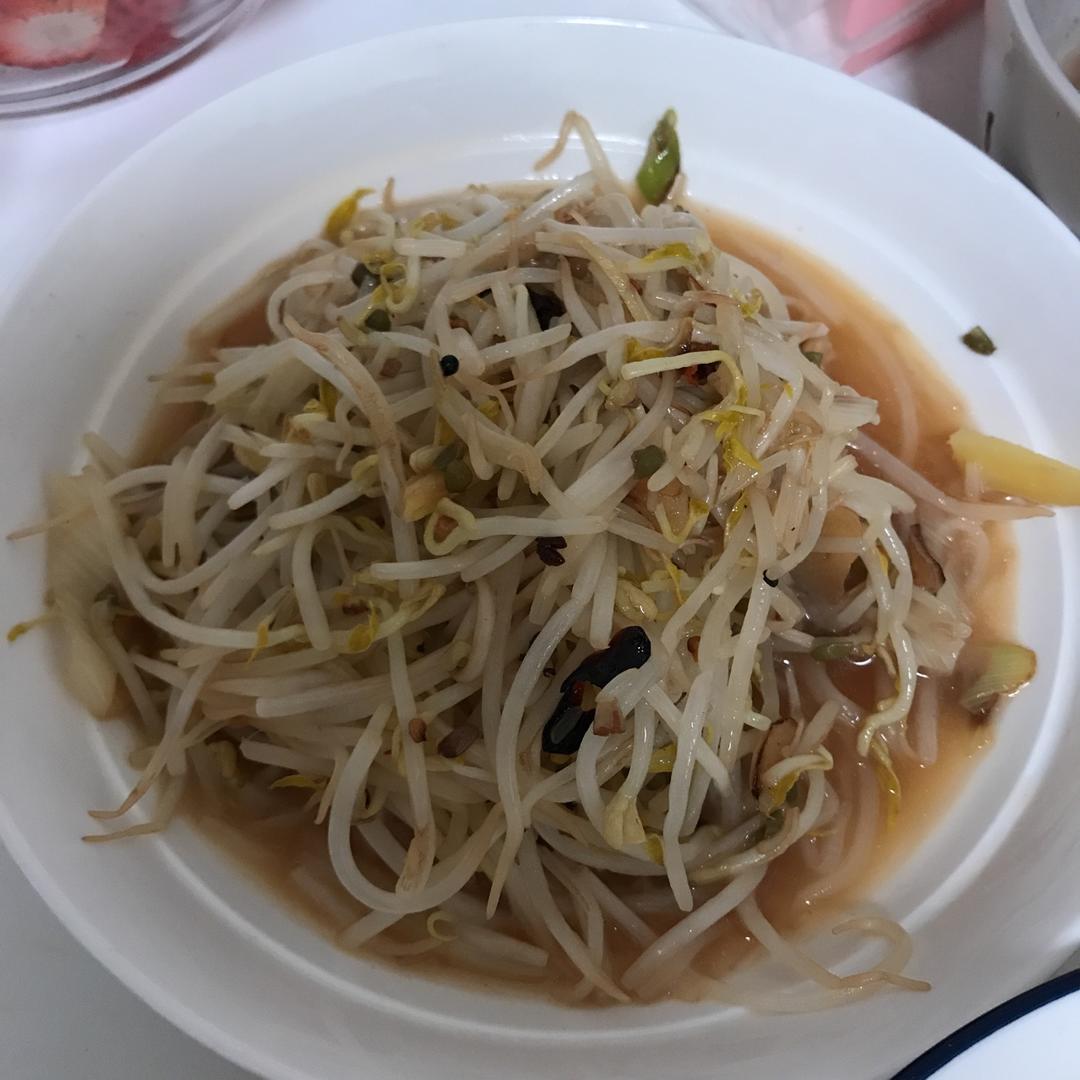 下饭菜：酸辣绿豆芽
