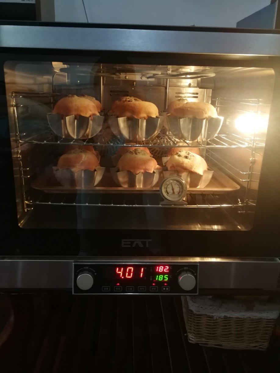 好吃到出炉就被抢光的墨西哥红豆面包