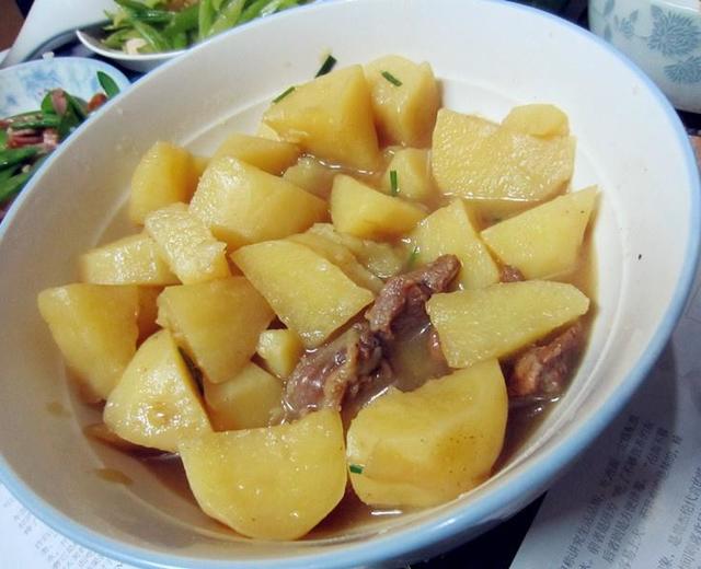 电饭煲版土豆炖牛肉的做法