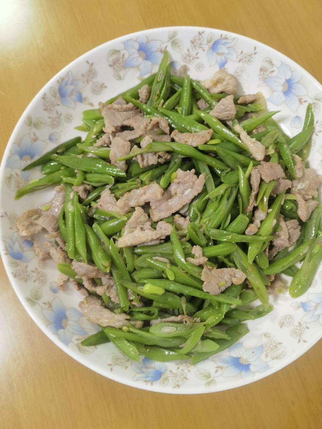 豆角炒肉