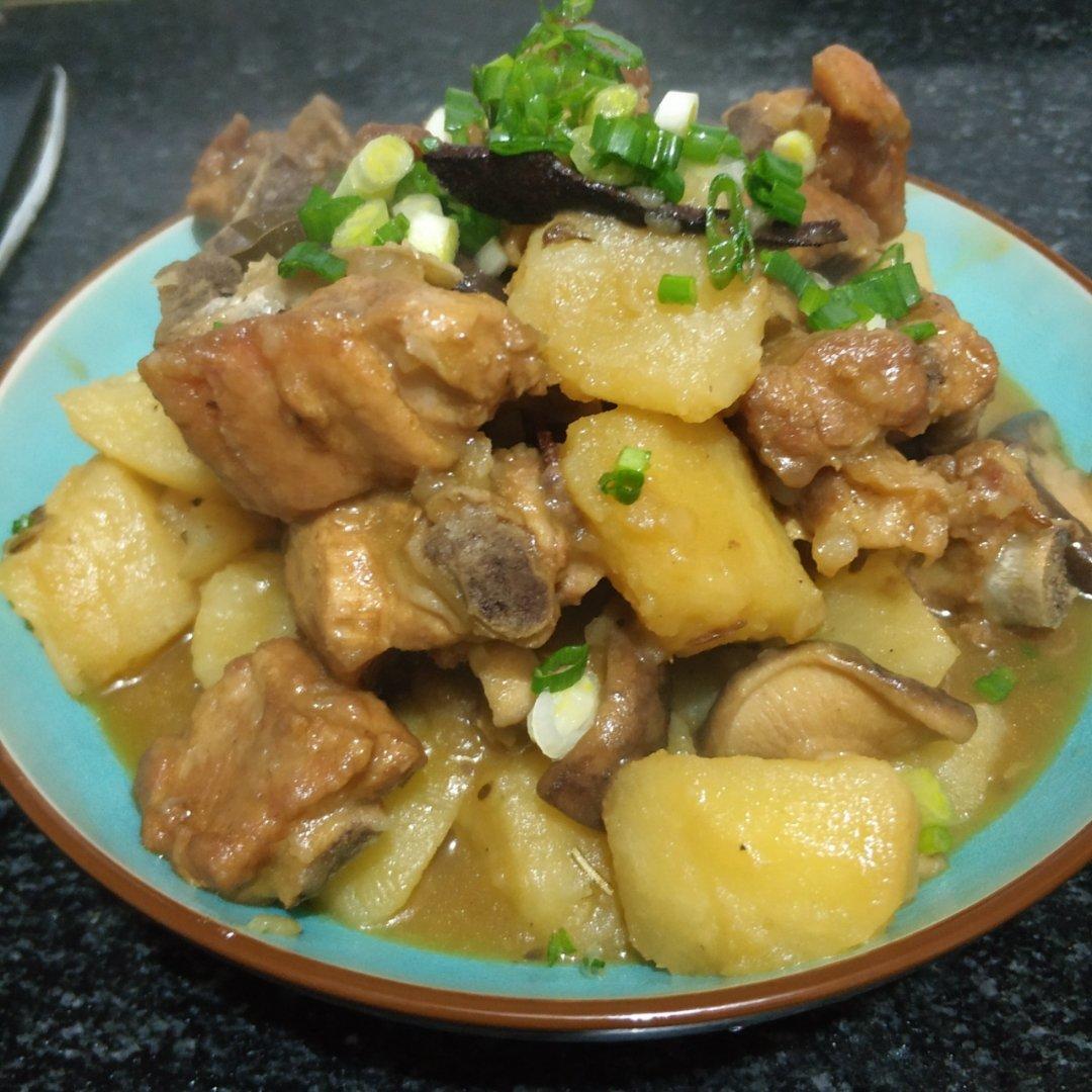 红烧排骨土豆