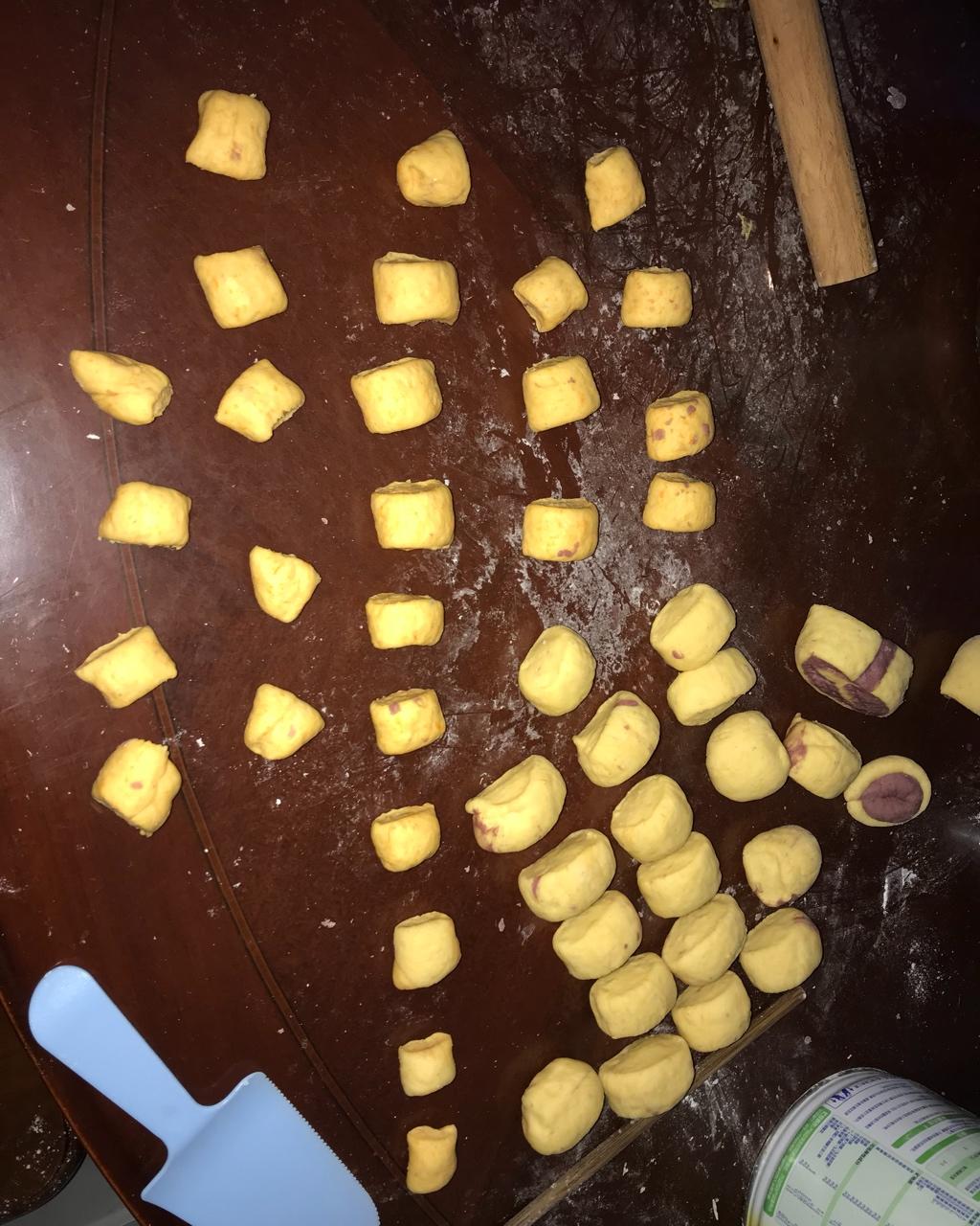 南瓜紫薯花样馒头