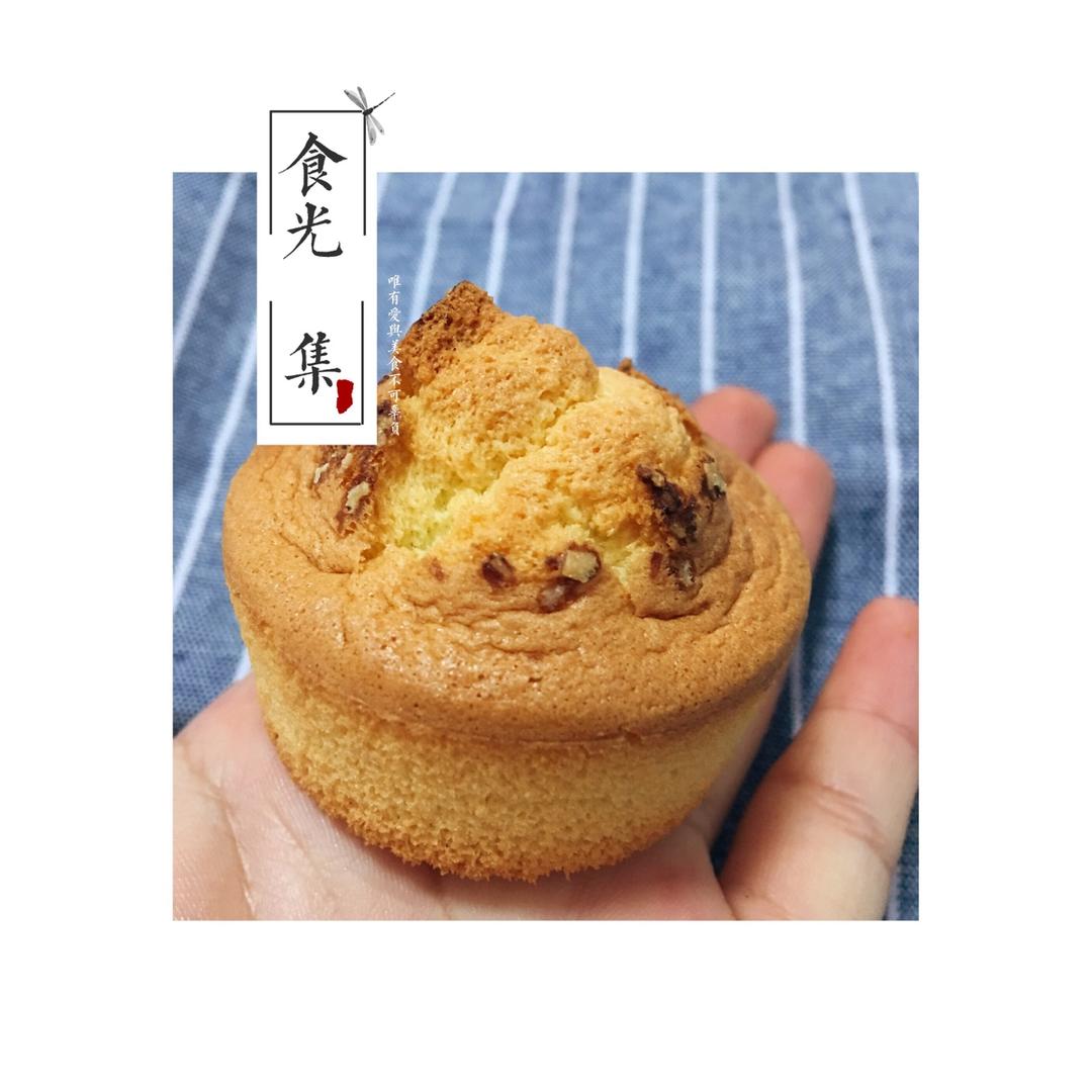 软绵绵戚风纸杯蛋糕