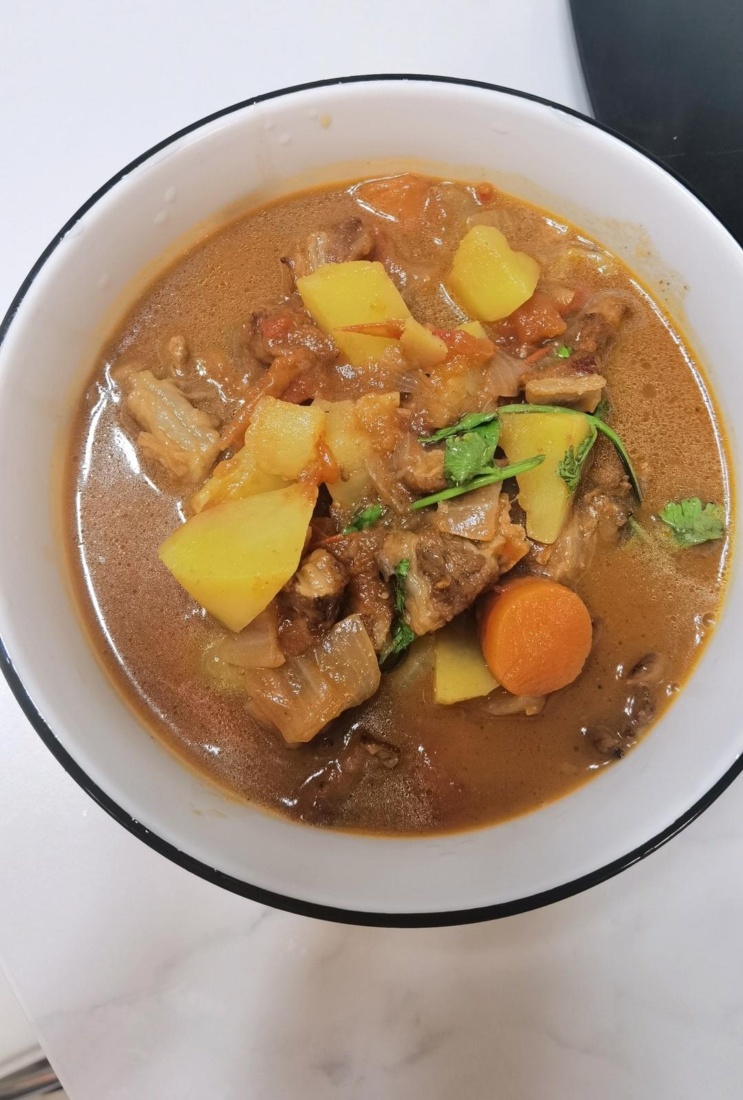 番茄土豆炖牛腩