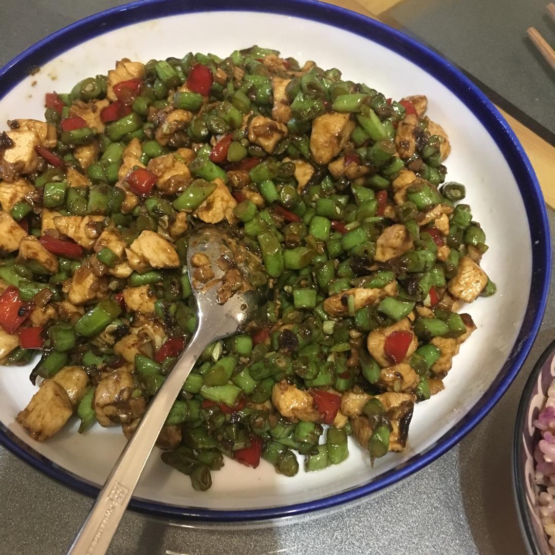 豆角鸡丁