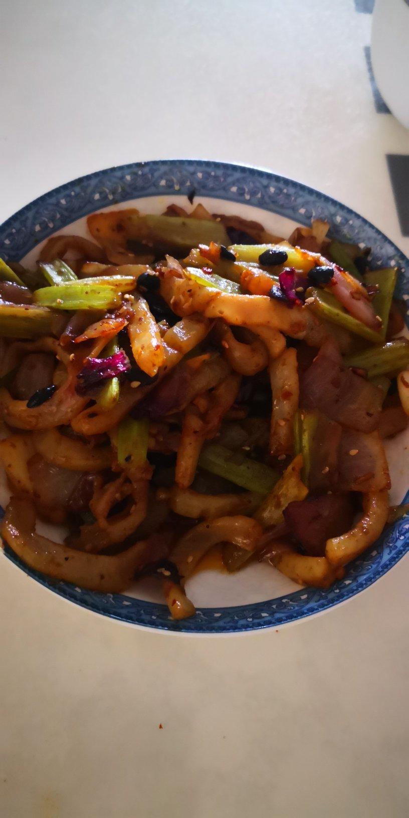 米饭杀手💥孜然酱爆鱿鱼须🦑超级简单快手