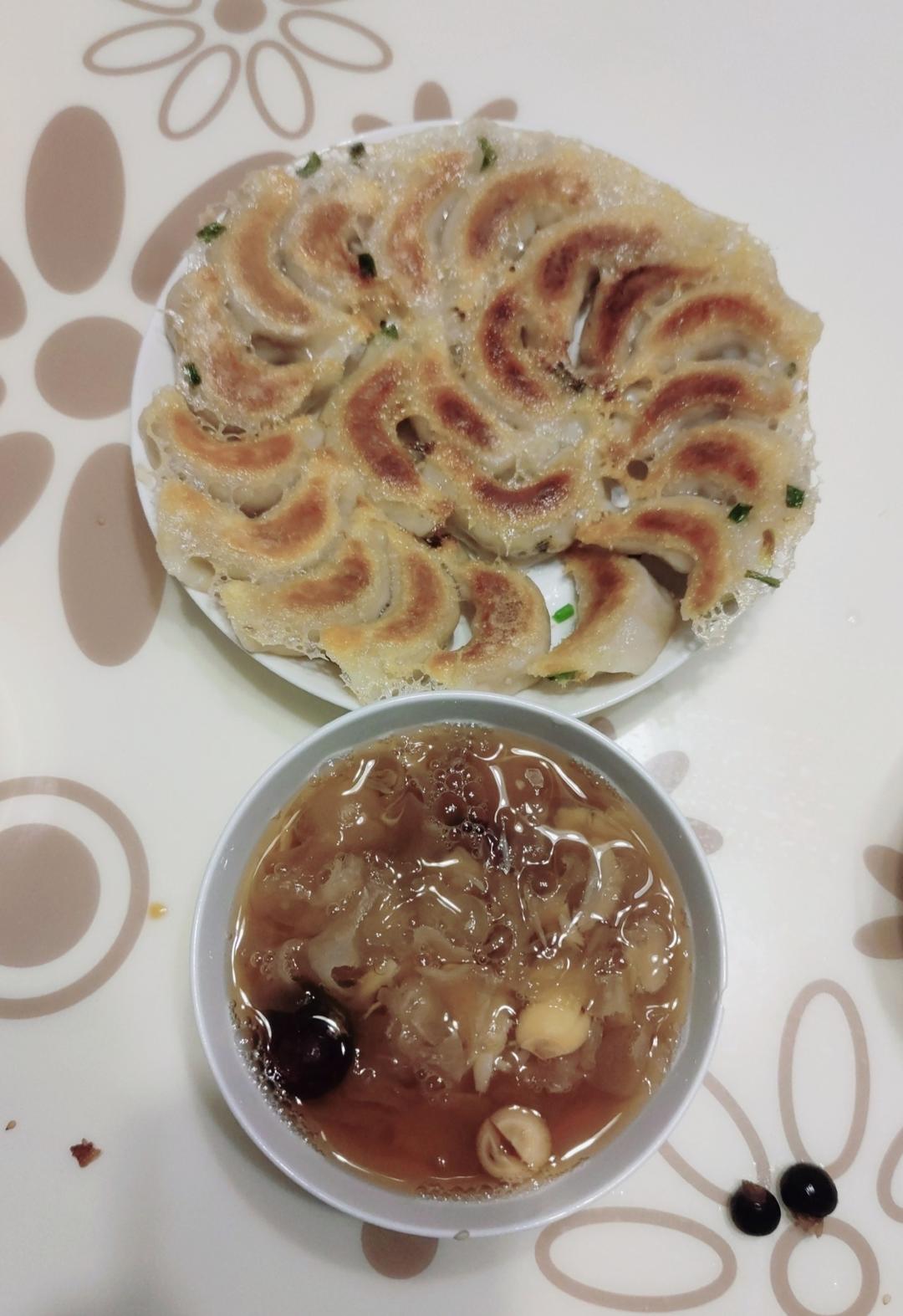 确保零失败 的日料店🥟冰花煎饺🥟