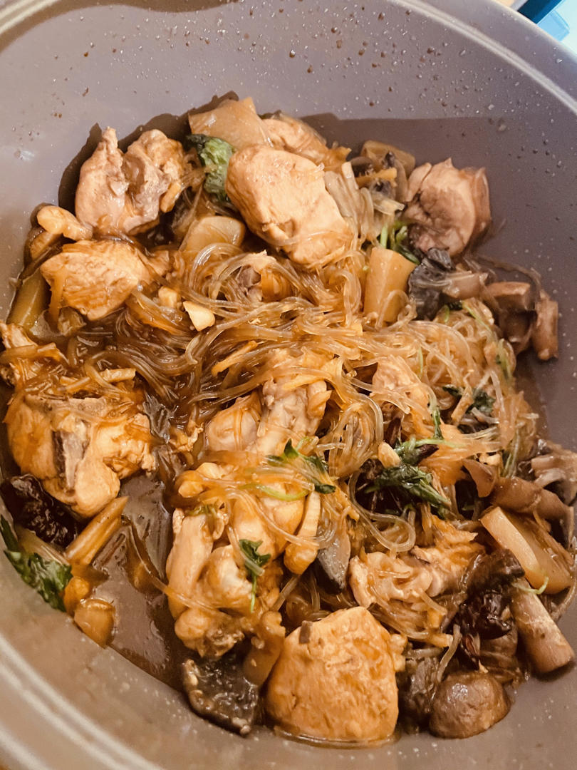 小鸡炖蘑菇