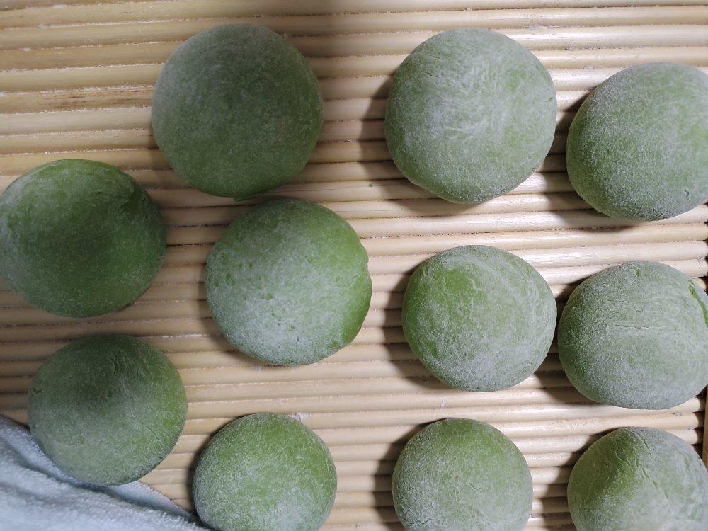 菠菜汁加了它 馒头颜色翠绿不变色 附细节视频详解