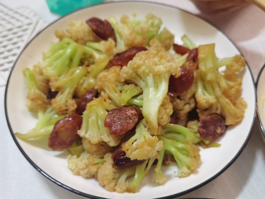 花菜炒腊肠
