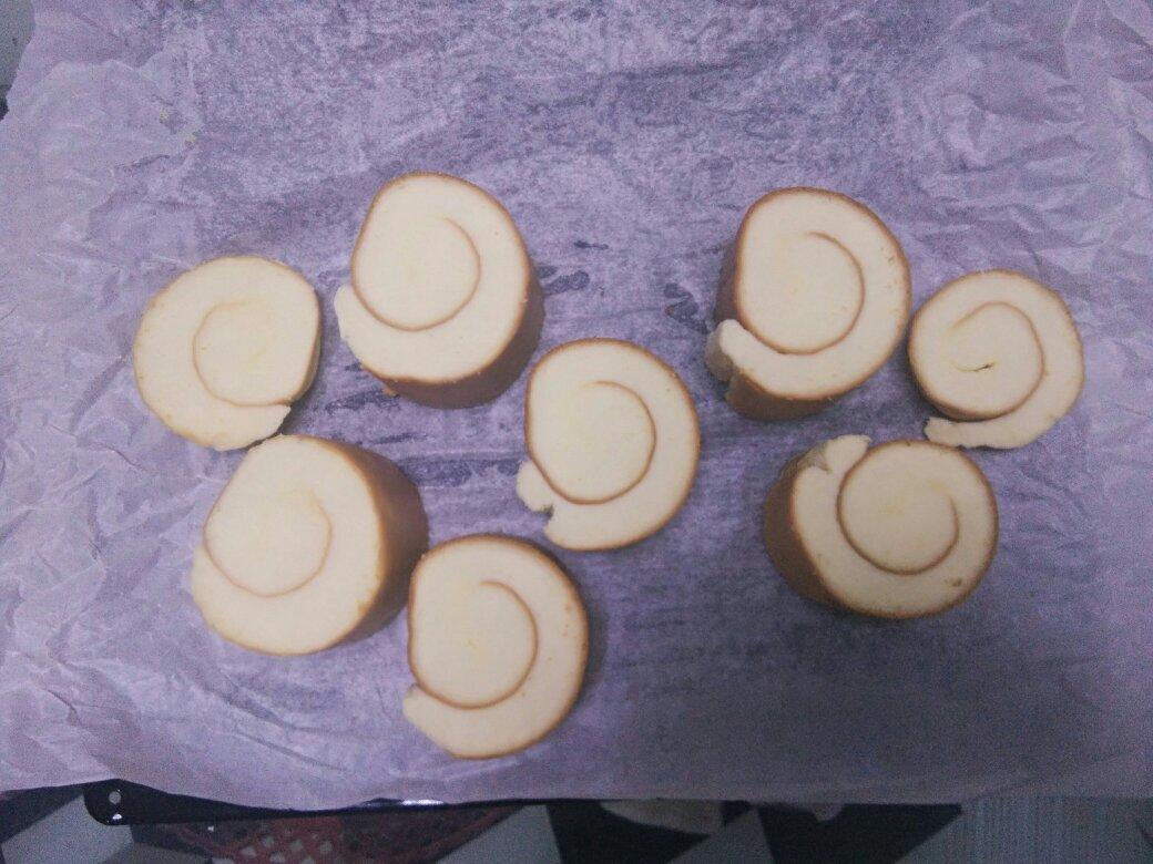 蛋糕卷这样做‼️不掉皮不开裂（小视频食谱）