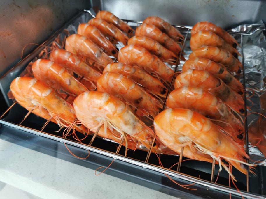 爱上烤虾干 越嚼越香